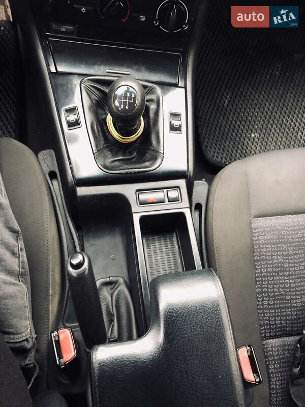 Седан BMW 3 Series 2002 в Івано-Франківську фото 13 Седан BMW 3 Series 2002 в Івано-Франківську