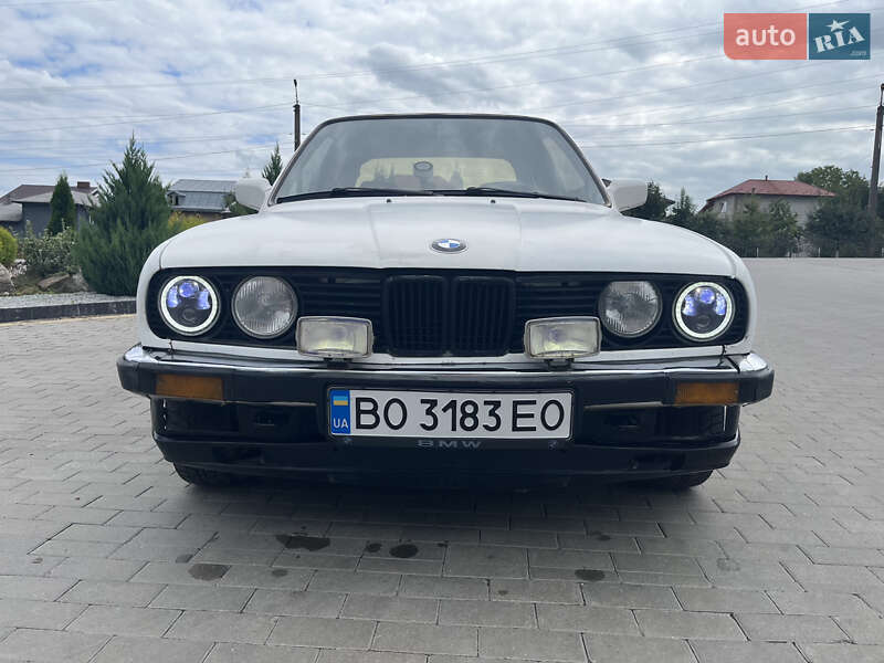 Седан BMW 3 Series 1986 в Городенке