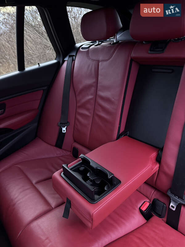 Універсал BMW 3 Series 2017 в Києві