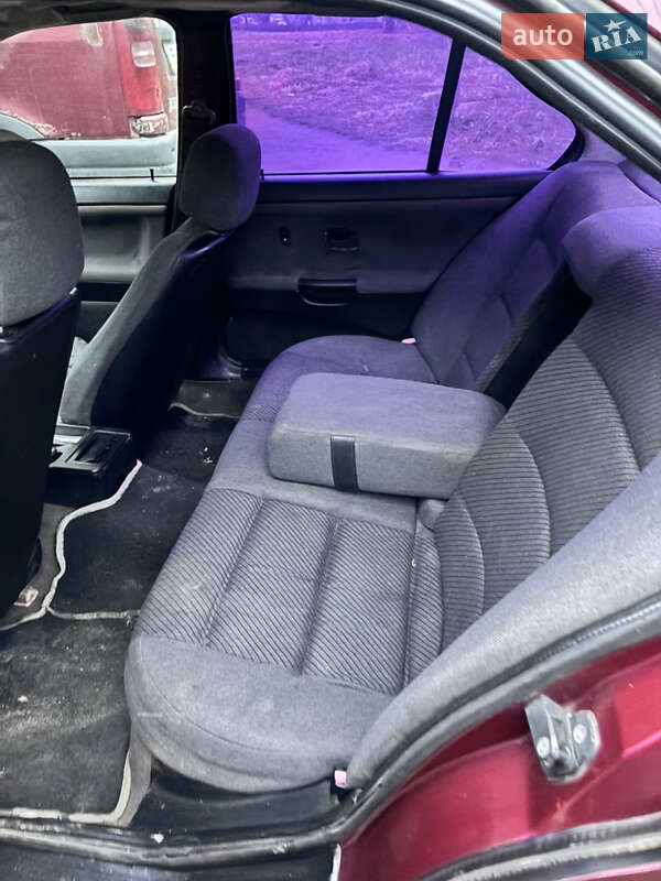 Седан BMW 3 Series 1991 в Львове