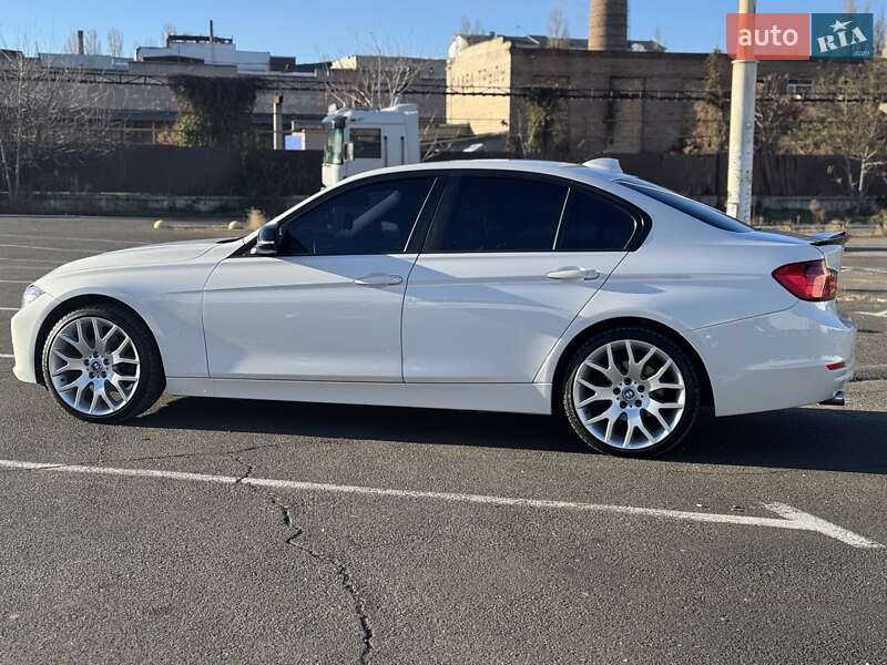 Седан BMW 3 Series 2012 в Іршаві фото 12 Седан BMW 3 Series 2012 в Іршаві