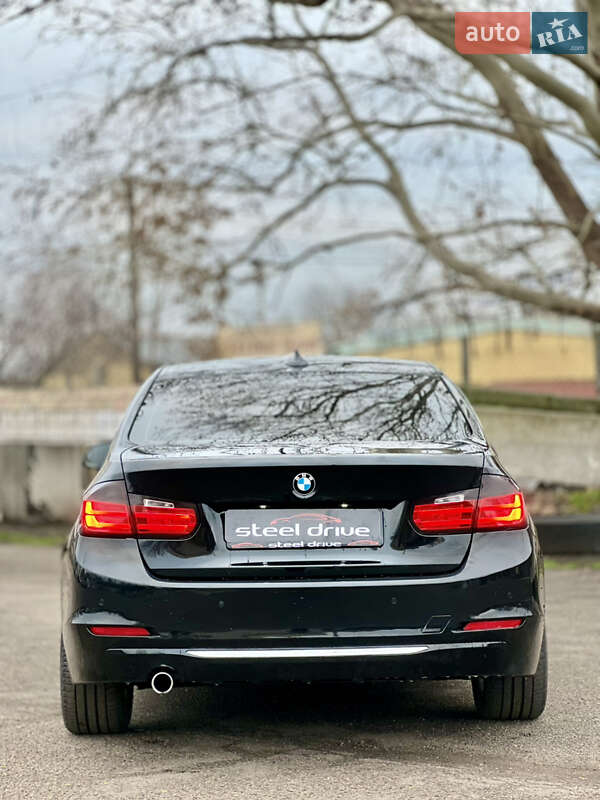 Седан BMW 3 Series 2015 в Николаеве