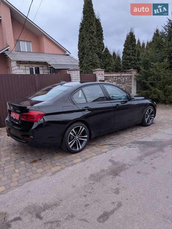 Седан BMW 3 Series 2018 в Києві