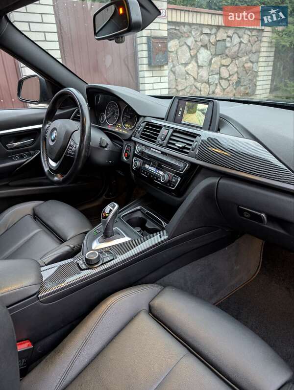 Седан BMW 3 Series 2018 в Києві