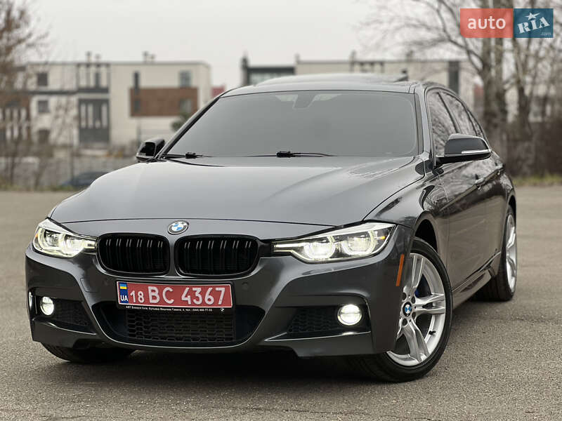 Седан BMW 3 Series 2018 в Киеве