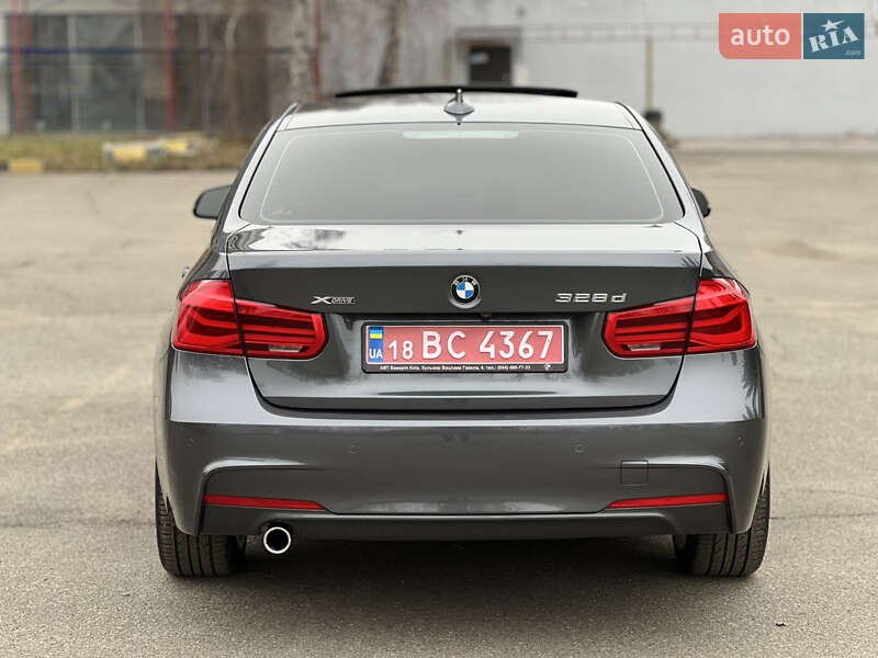 Седан BMW 3 Series 2018 в Киеве