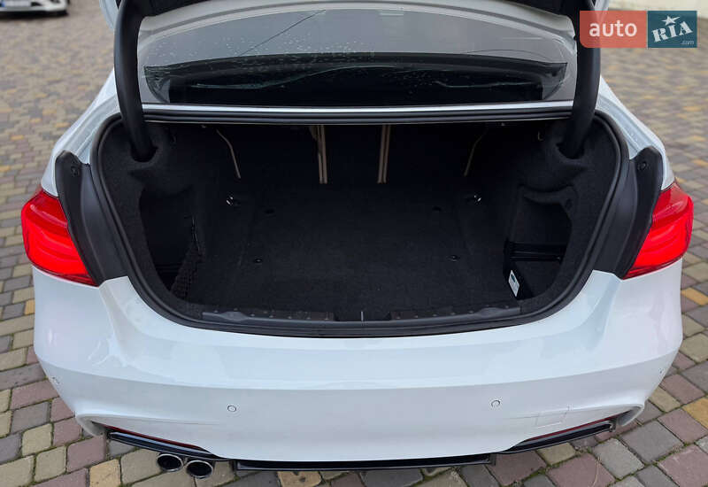 Седан BMW 3 Series 2016 в Днепре