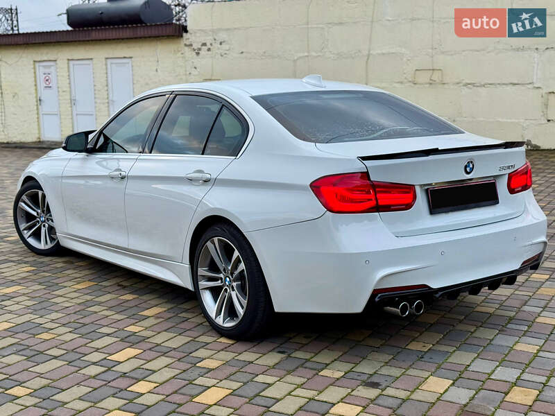 Седан BMW 3 Series 2016 в Днепре