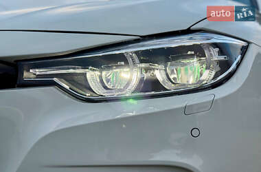 Седан BMW 3 Series 2016 в Дніпрі