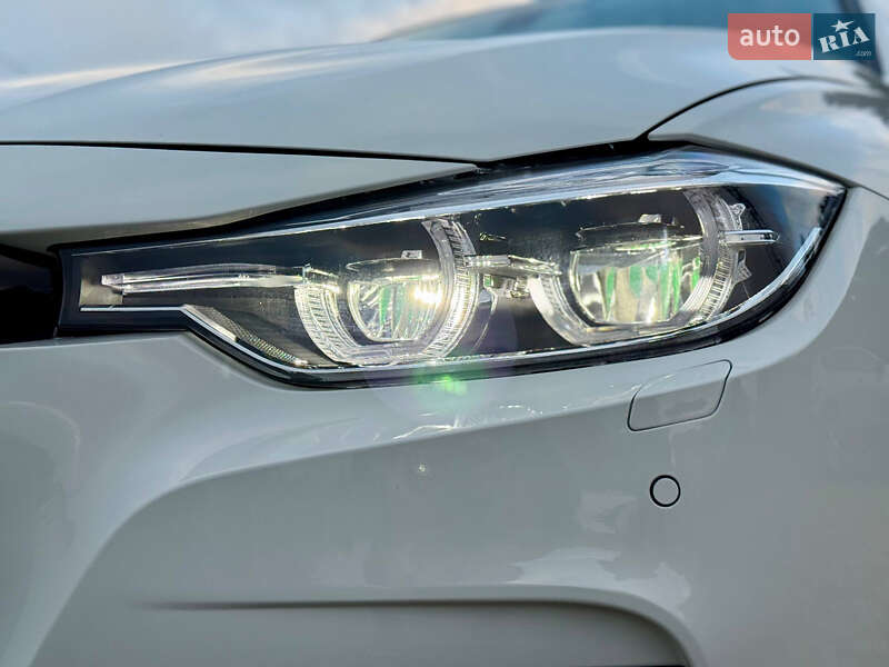 Седан BMW 3 Series 2016 в Днепре
