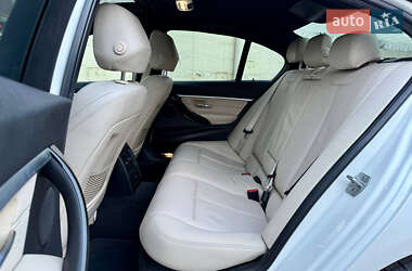Седан BMW 3 Series 2016 в Дніпрі