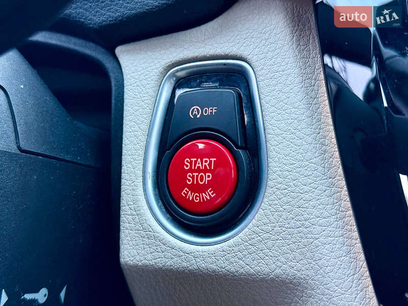 Седан BMW 3 Series 2016 в Днепре