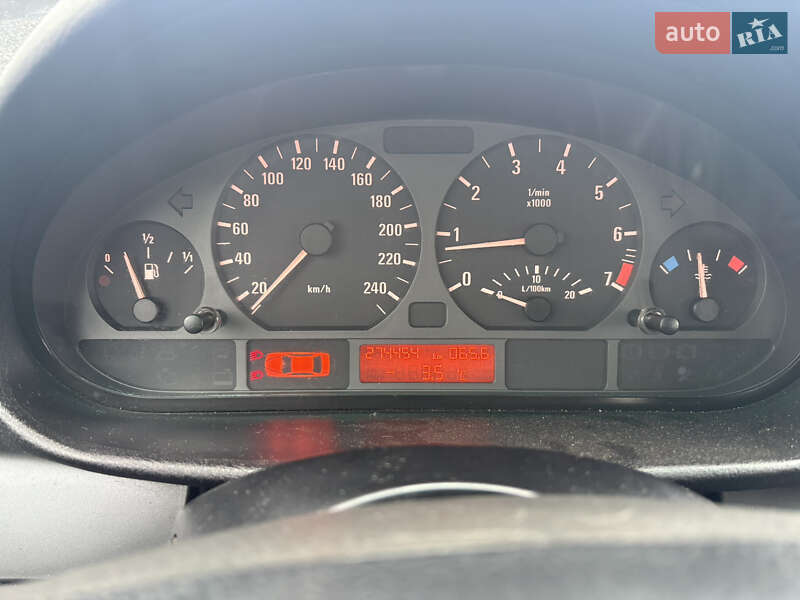 Седан BMW 3 Series 2003 в Львові