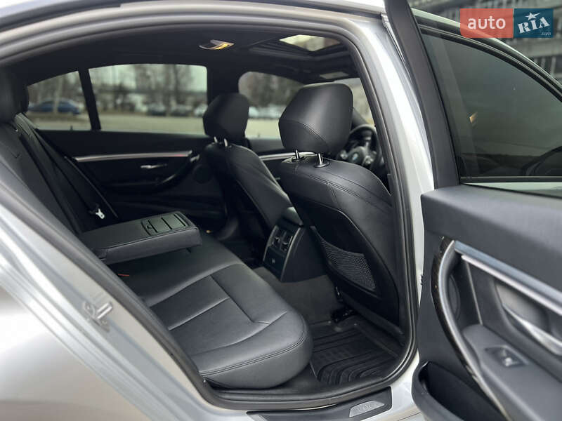 Седан BMW 3 Series 2015 в Белой Церкви фото 31 Седан BMW 3 Series 2015 в Белой Церкви