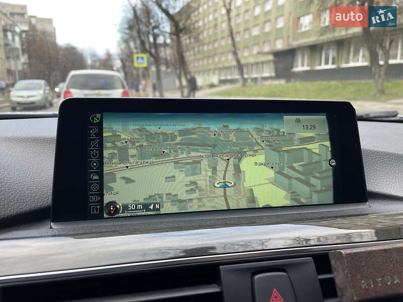 Седан BMW 3 Series 2015 в Львові