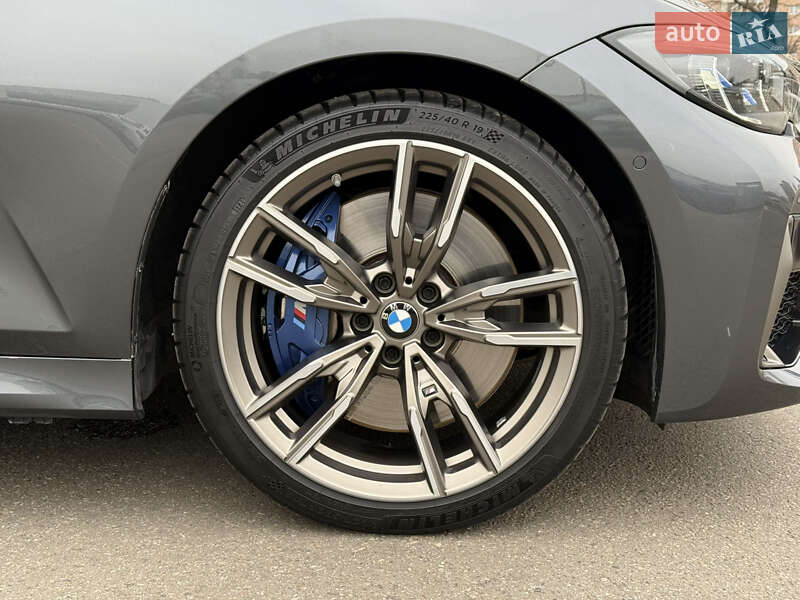 Седан BMW 3 Series 2022 в Харькове