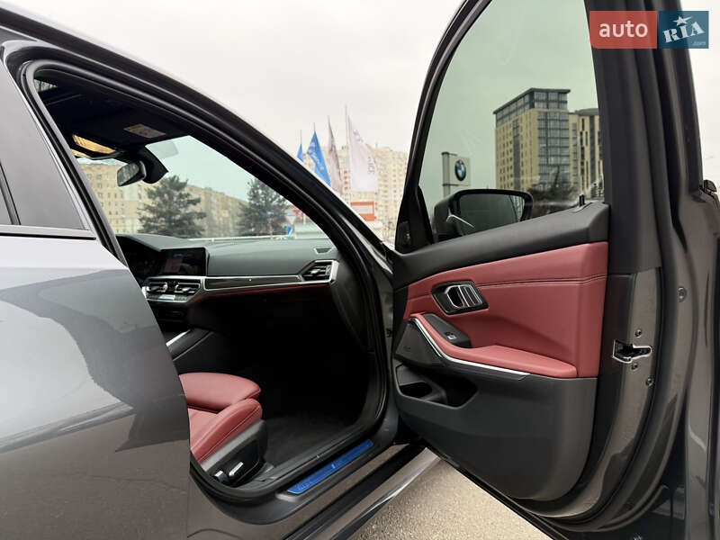 Седан BMW 3 Series 2022 в Харькове