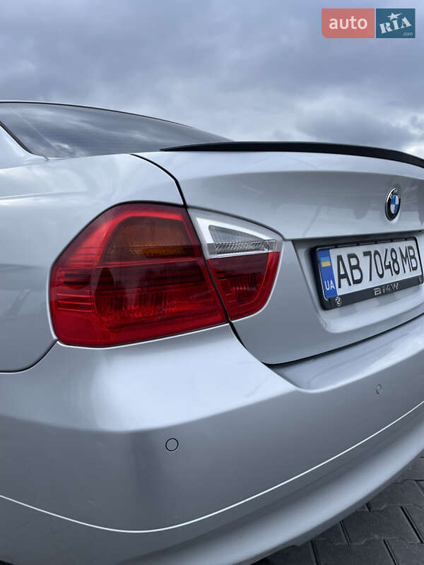 Седан BMW 3 Series 2007 в Виннице