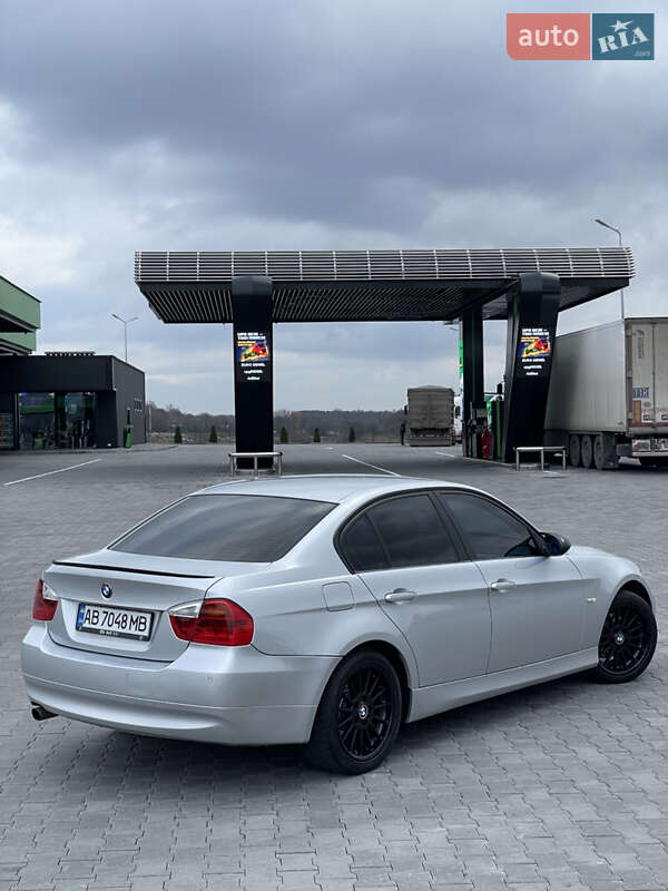 Седан BMW 3 Series 2007 в Виннице