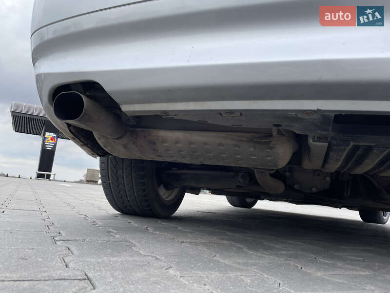 Седан BMW 3 Series 2007 в Виннице