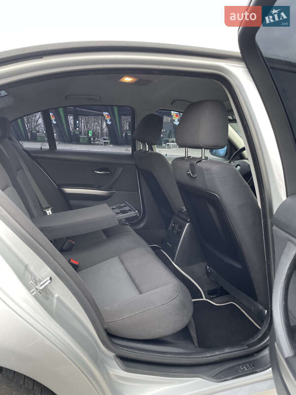 Седан BMW 3 Series 2007 в Виннице