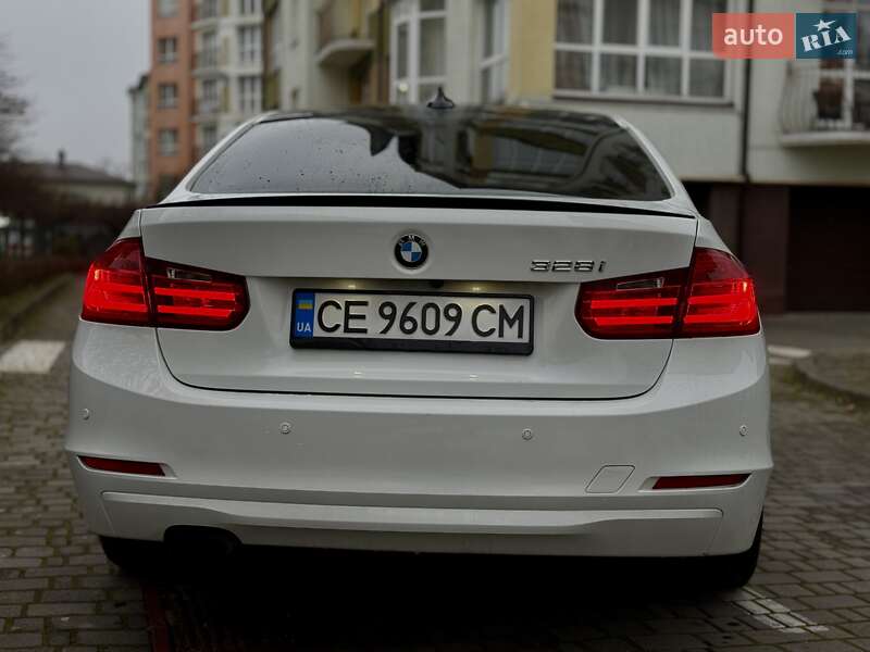 Седан BMW 3 Series 2014 в Івано-Франківську