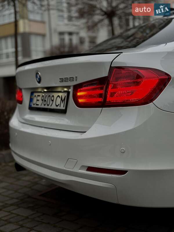 Седан BMW 3 Series 2014 в Івано-Франківську