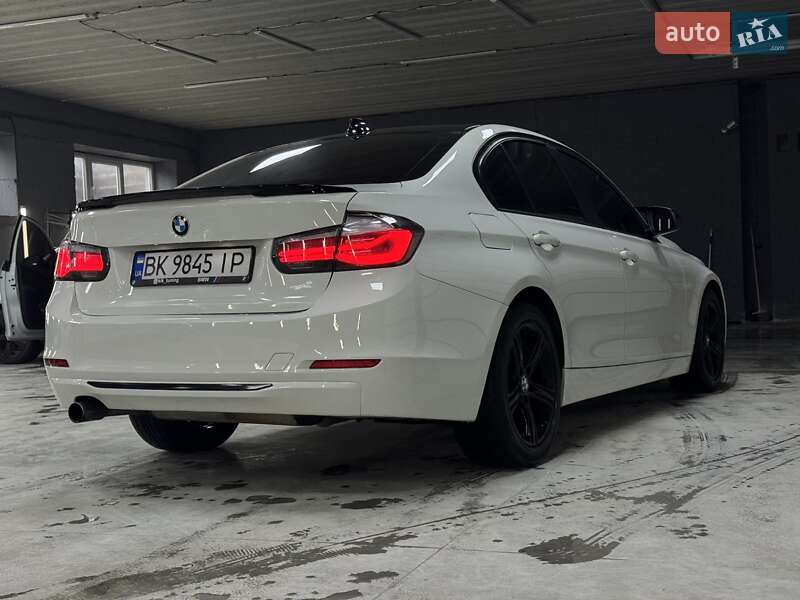 Седан BMW 3 Series 2013 в Ровно фото 4 Седан BMW 3 Series 2013 в Ровно