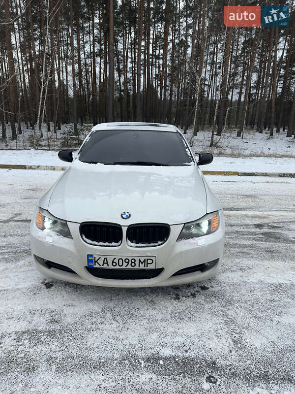 BMW 3 Series 2011 BMW 3 Series 2011