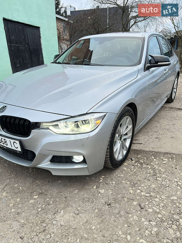 Седан BMW 3 Series 2016 в Хмельницком