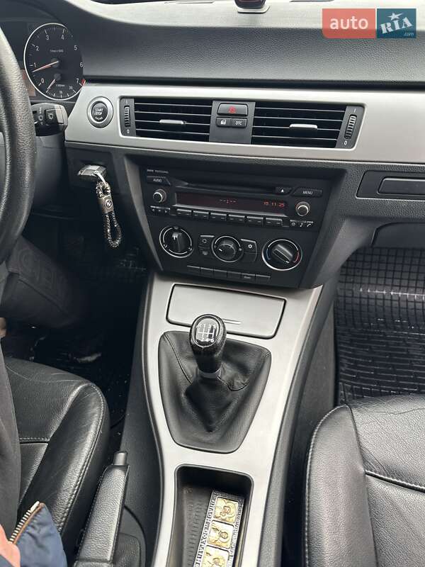 Універсал BMW 3 Series 2008 в Валках