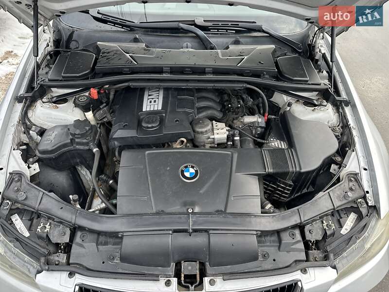 Універсал BMW 3 Series 2008 в Валках