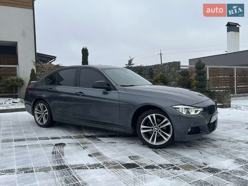 Седан BMW 3 Series 2017 в Стрию