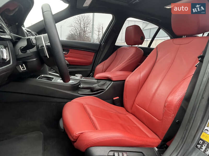 Седан BMW 3 Series 2017 в Стрию