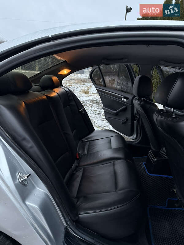 Седан BMW 3 Series 2000 в Трускавці