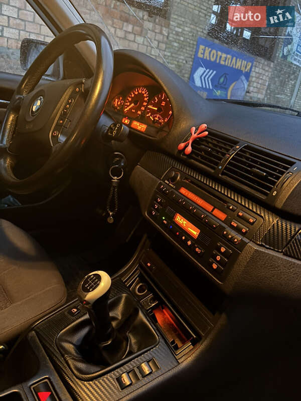 Седан BMW 3 Series 2002 в Києві