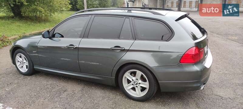 Універсал BMW 3 Series 2009 в Івано-Франківську
