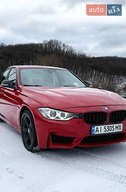 Седан BMW 3 Series 2015 в Обухові