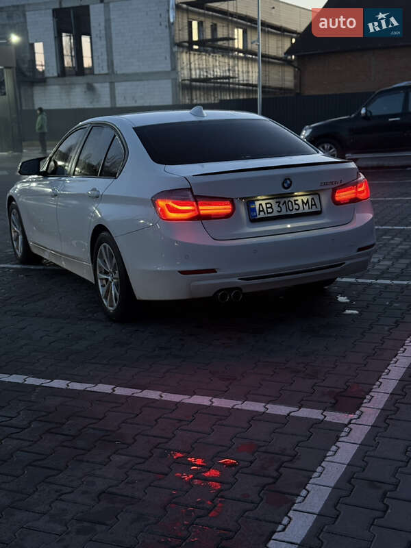 Седан BMW 3 Series 2015 в Вінниці