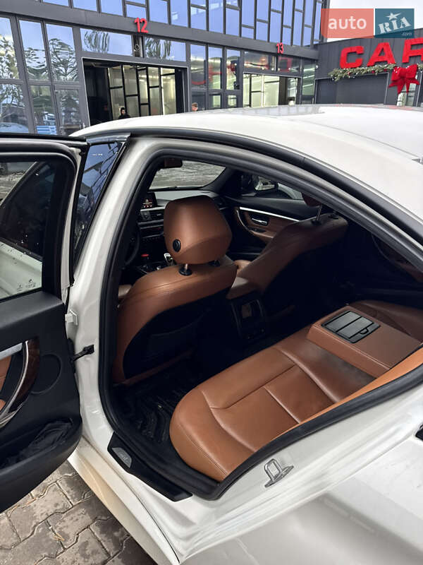 Седан BMW 3 Series 2015 в Ровно фото 20 Седан BMW 3 Series 2015 в Ровно