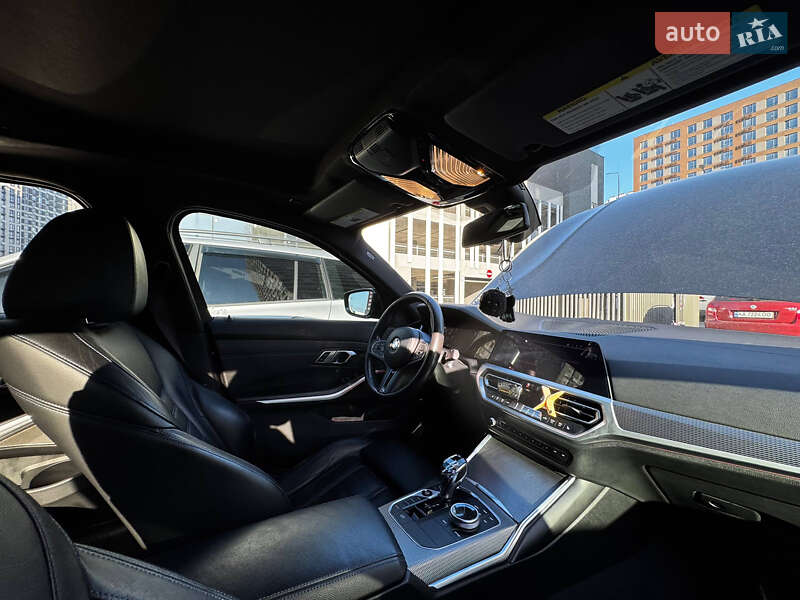 Седан BMW 3 Series 2019 в Киеве