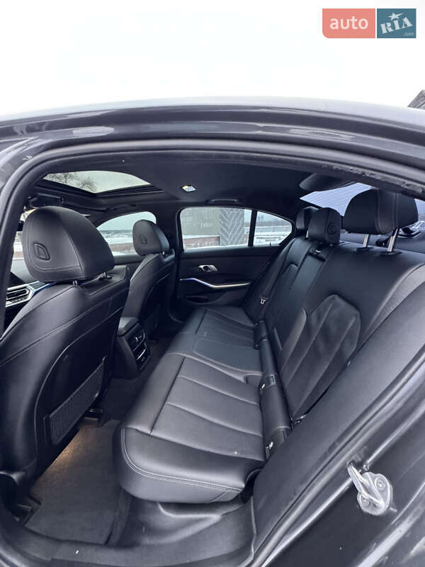 Седан BMW 3 Series 2022 в Киеве фото 81 Седан BMW 3 Series 2022 в Киеве