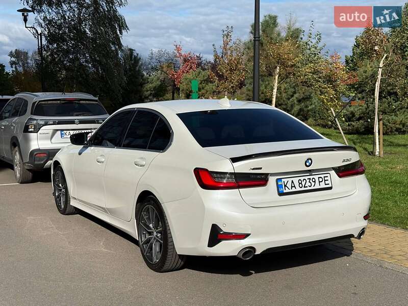 Седан BMW 3 Series 2020 в Києві