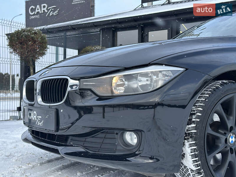 Седан BMW 3 Series 2013 в Львове