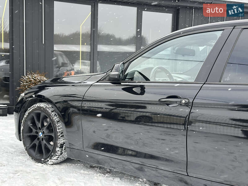 Седан BMW 3 Series 2013 в Львове