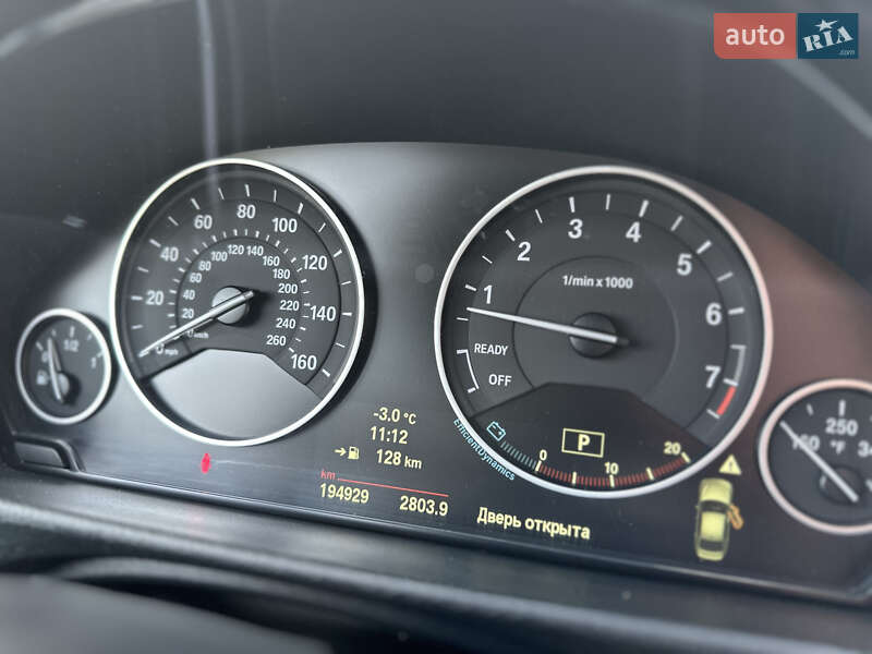 Седан BMW 3 Series 2013 в Львове