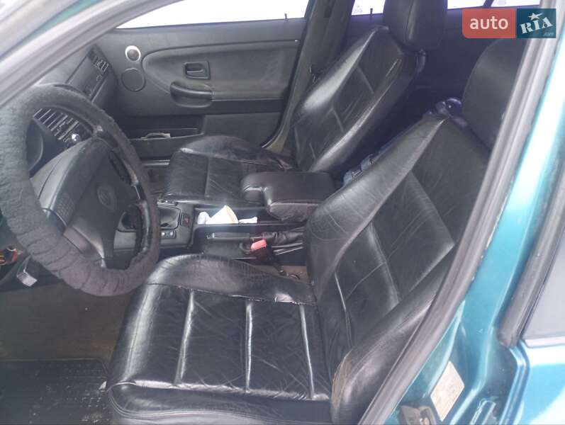 Седан BMW 3 Series 1993 в Горенці