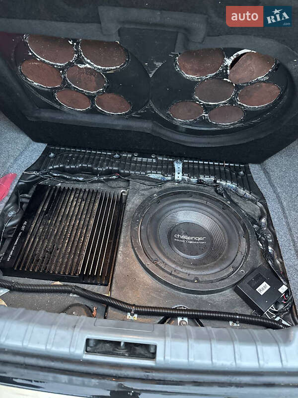 Седан BMW 3 Series 2006 в Чернигове