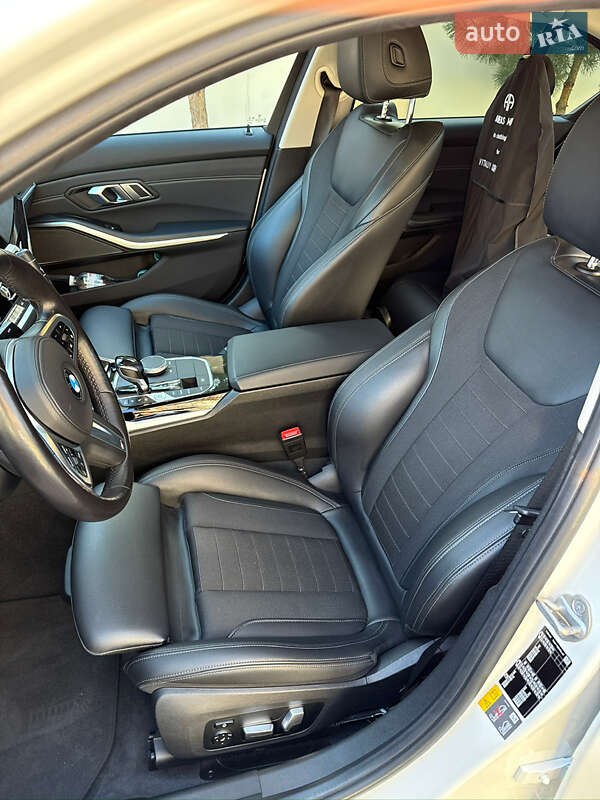 Седан BMW 3 Series 2020 в Одесі