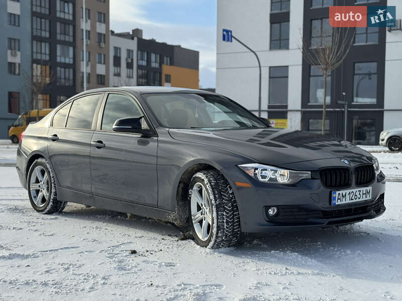 Седан BMW 3 Series 2015 в Рівному